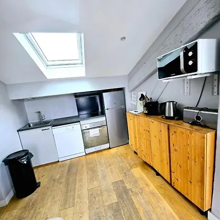 Grand Theatre Apartment